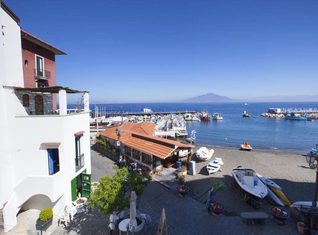 Estate4Home - La Grotta Azzurra Sorrento Luaran gambar